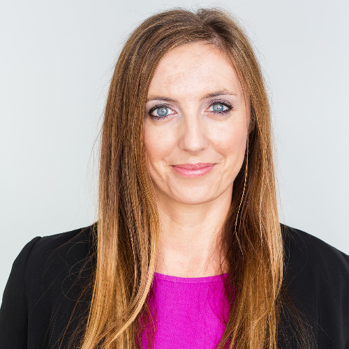 Szilvia Früh